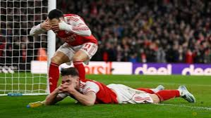 Viktor Gyokeres scored twice as Arsenal comfortably beat Sunderland to extend their lead at the top of the Premier League table to nine points.