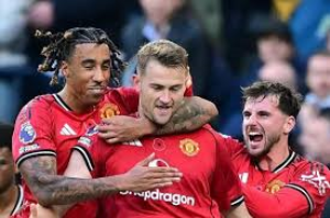 Matthijs de Ligt scored an equaliser deep into stoppage time to earn Manchester United a point in a dramatic finale to their Premier League match at Tottenham.