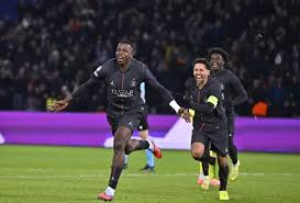 Tottenham Hotspur went down to their first Champions League defeat this season despite leading twice against holders Paris St-Germain in a thriller at Parc des Princes.