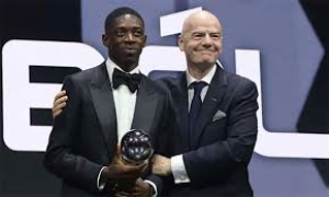 Paris St-Germain and France forward Ousmane Dembele has been named the men's player of the year at the Fifa Best awards.