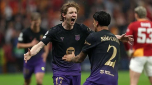 Anthony Gordon scored his first Champions League goal for Barcelona as the Spanish side came from behind to beat Galatasaray in Istanbul.