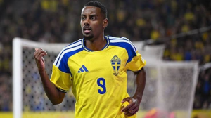 Alexander Isak and Viktor Gyokeres scored as Graham Potter's Sweden started their Nations League campaign with a 2-1 win over Romania.