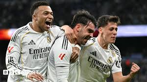 Real Madrid manager Alvaro Arbeloa believes fan protests at the Bernabeu came from "people who don't like" the club as his side beat Levante to move to within one point of La Liga leaders Barcelona.